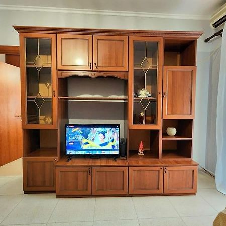 One Bd Flat Near Center With 24H Self Check In Lejlighed Tirana Eksteriør billede